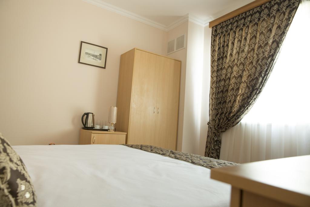 City Walls Hotel Baku Ngoại thất bức ảnh