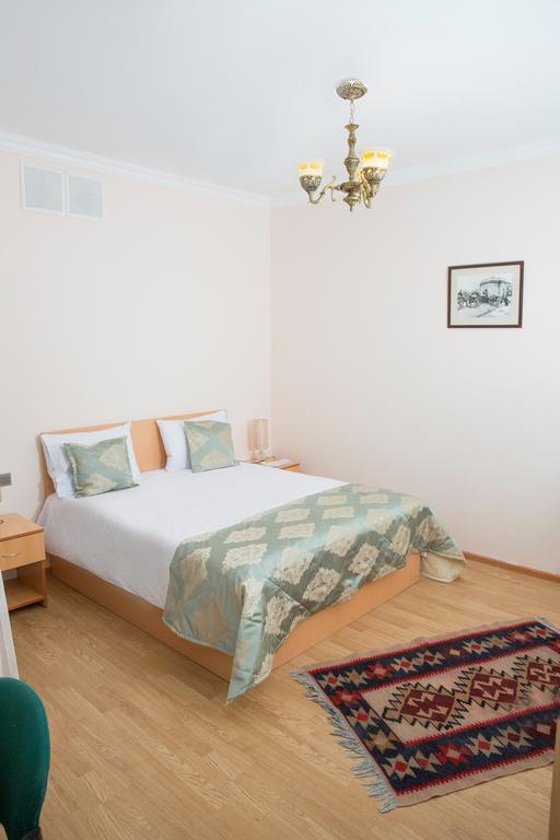 City Walls Hotel Baku Ngoại thất bức ảnh