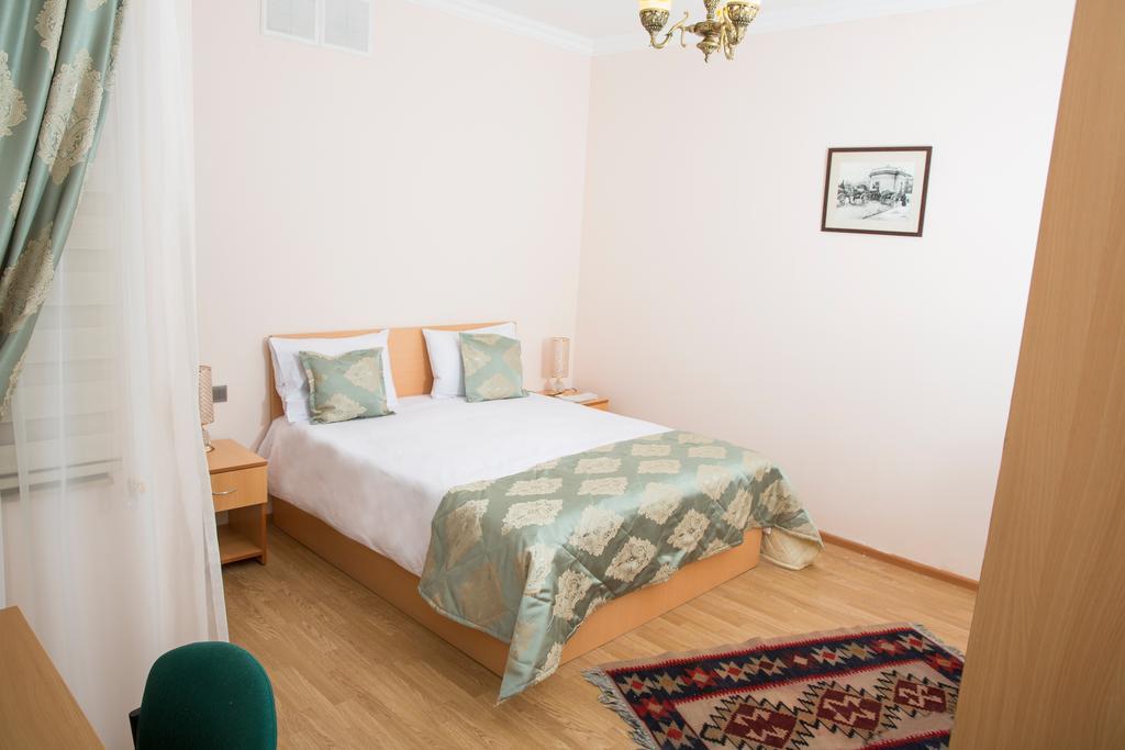 City Walls Hotel Baku Ngoại thất bức ảnh